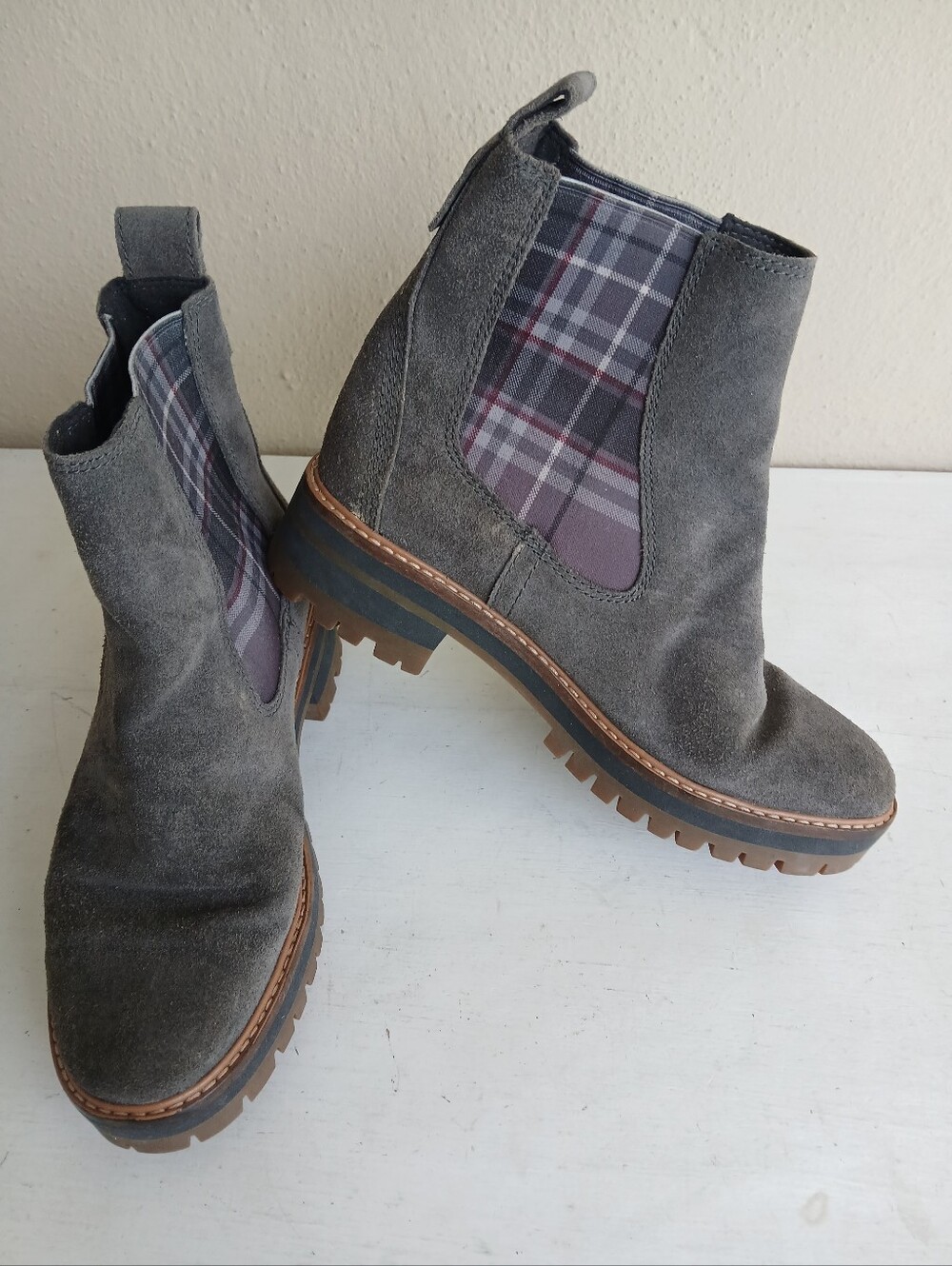 Timberland Women’s Courmayeur Valley Chelsea Suede Leather Boots Size 7